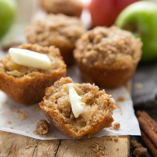 Healthier Apple Pie Muffins