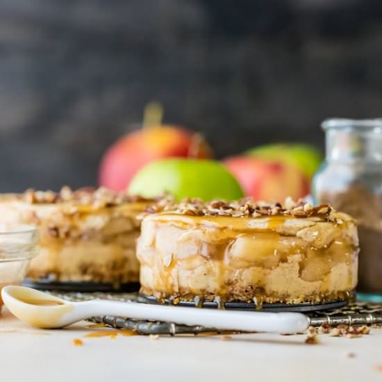 Mini Apple Pie Cheesecakes