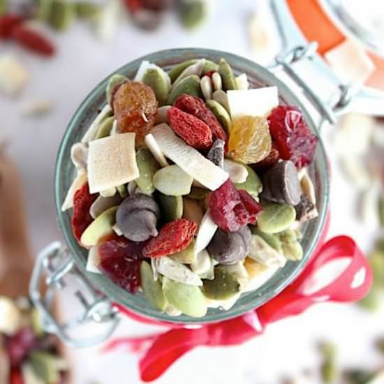 Healthy Homemade Nut Free Trail Mix
