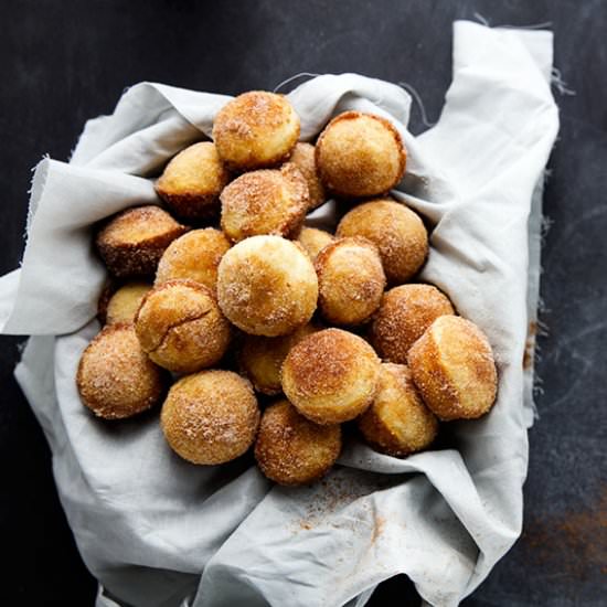Cinnamon Sugar Mini Muffins