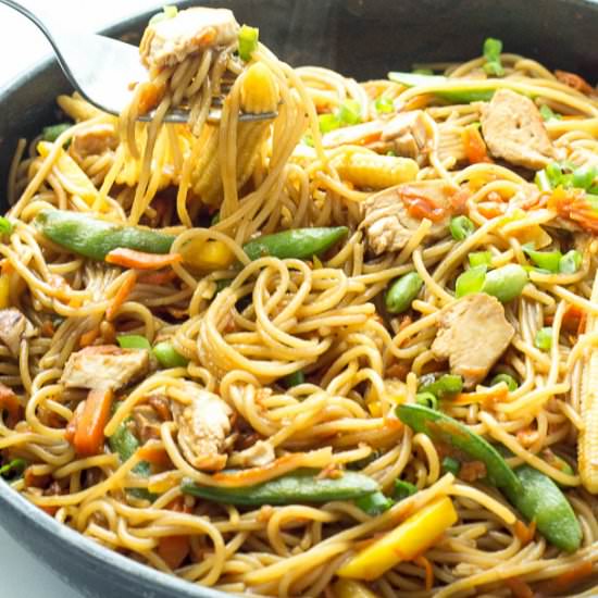 One Pot Chicken Chow Mein