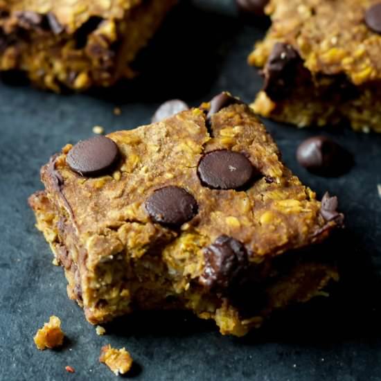 Skinny Chocolate Chip Pumpkin Bars