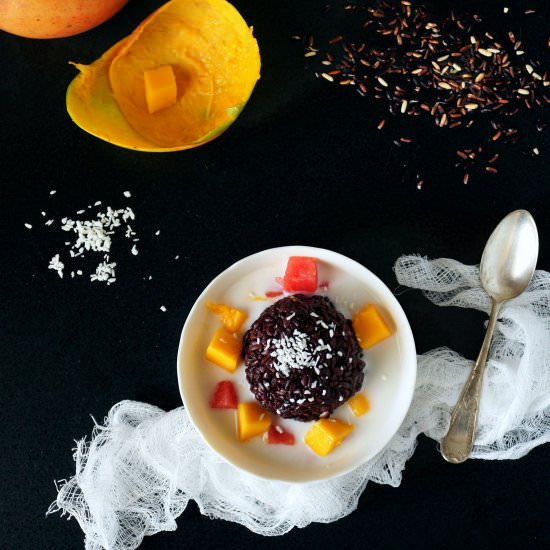 Coconut black rice pudding