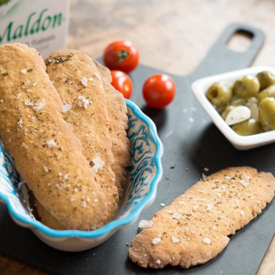 Oliveoil and smoked paprika cracker