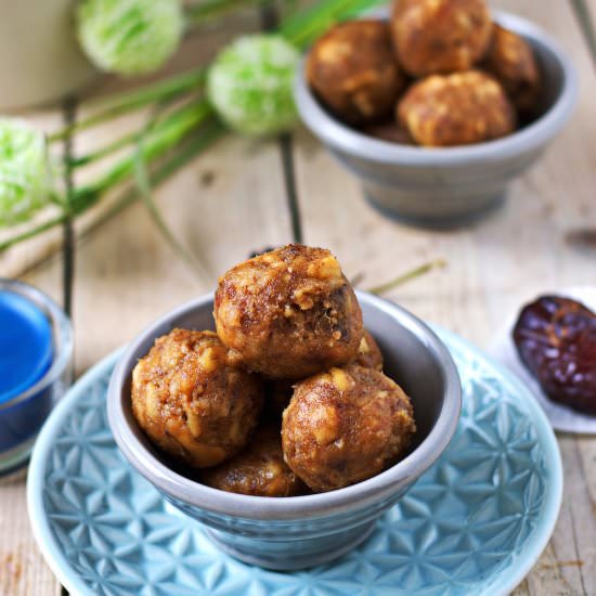 3 Ingredient Snack Balls