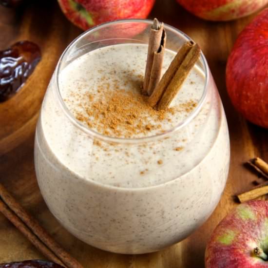 Caramel Apple Oatmeal Smoothie