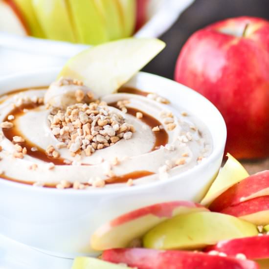Caramel Apple Cheesecake Dip