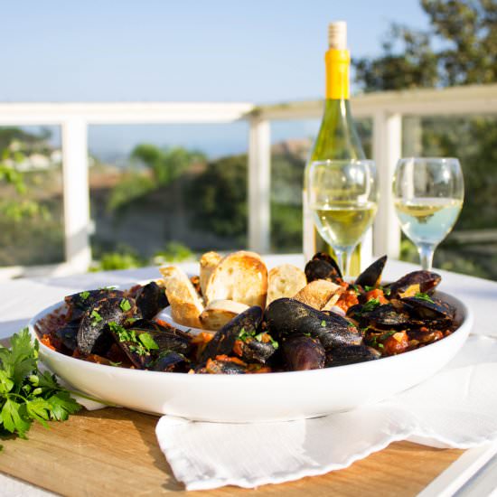 Mussels with Marinara Sauce