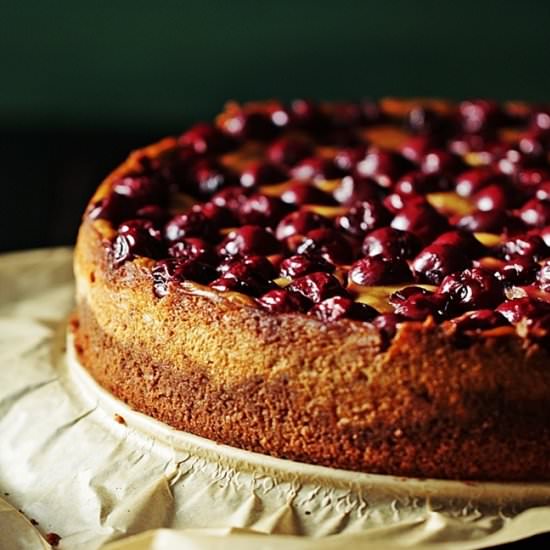 Coffee cheesecake with cherries