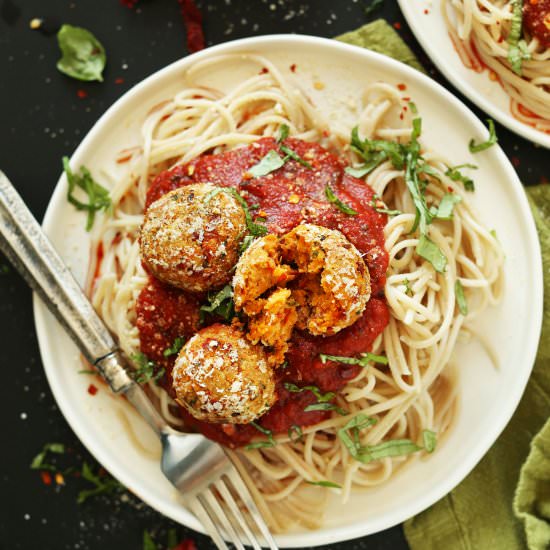 Sun Dried Tomato Basil Meatballs