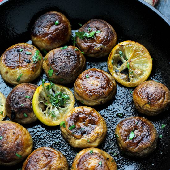 One Pan Roasted Mushrooms