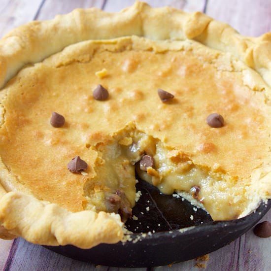 Skillet Chocolate Chip Pie