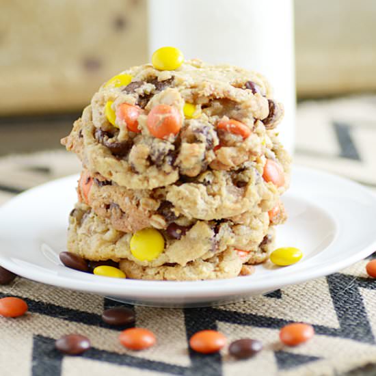 Reese’s Pieces Oatmeal Chocolate Cookies