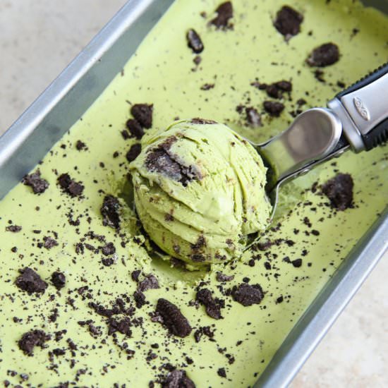 Matcha Cookies and Cream Ice Cream