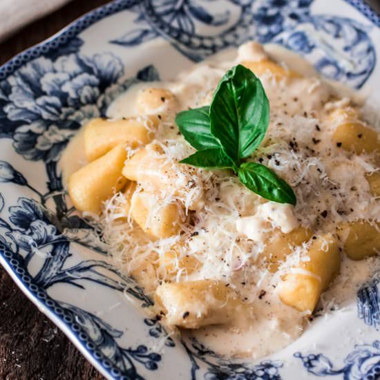 Gnocchi with Creamy Asiago Sauce