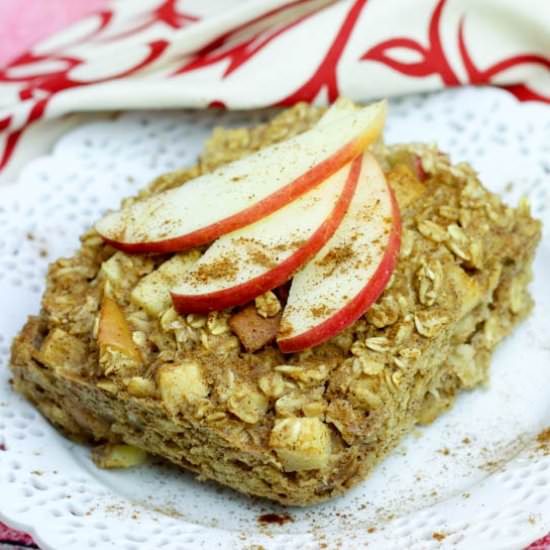 Apple Cinnamon Baked Oatmeal