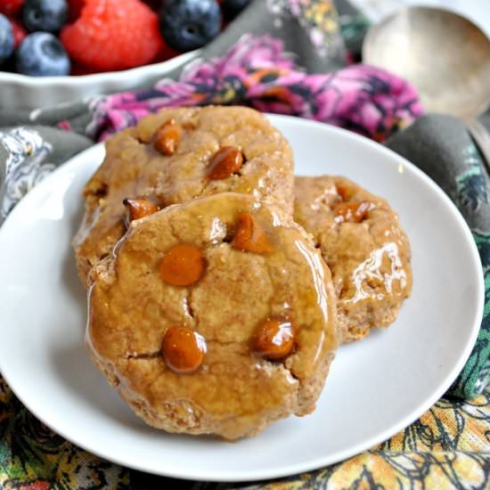 Glazed Honey Bun Breakfast Cookies