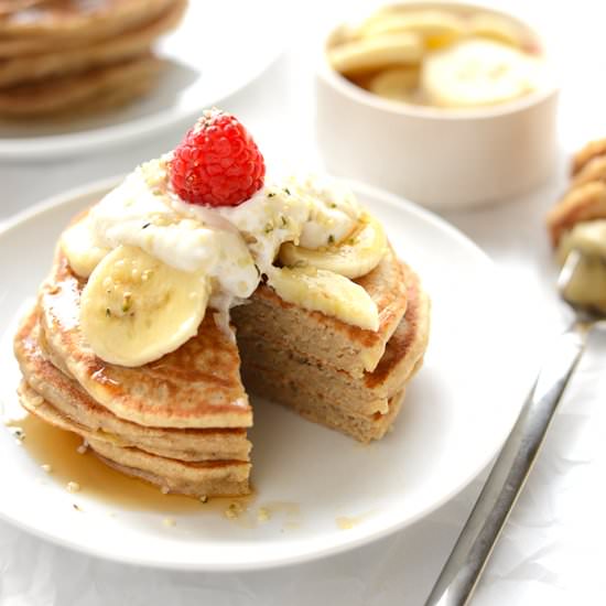 Whole Grain Banana Pancakes