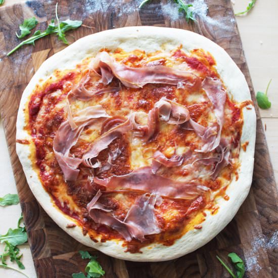 Prosciutto + Arugula Pizza
