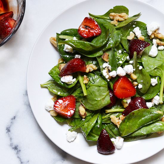 Balsamic Strawberry Salad