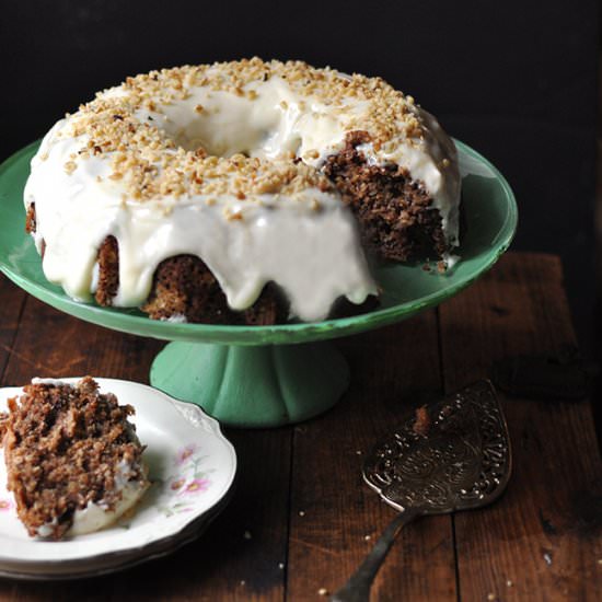 Cinnamon Apple Bundt Cake