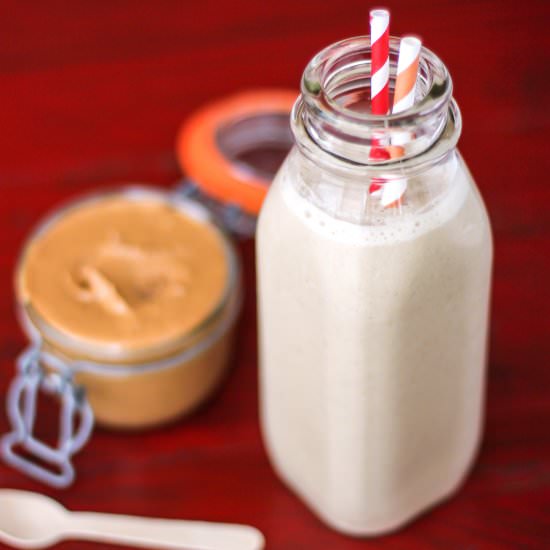 Peanut Butter Apple Milkshakes