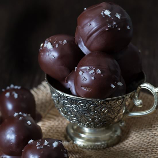 Healthy Pumpkin Truffles