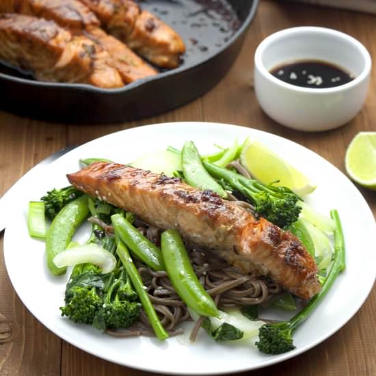 Salmon Teriyaki with Stir-Fried Veg