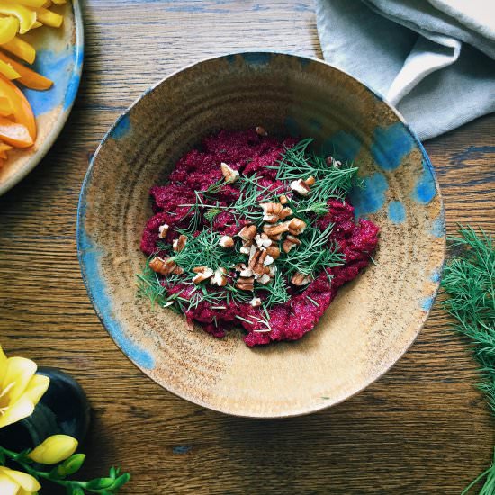 Beetroot Hummus with Dills & Pecans