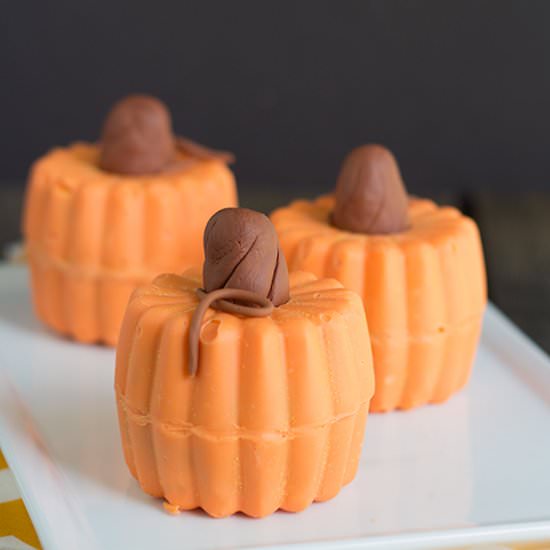 Cinderella’s Pumpkin Pinatas