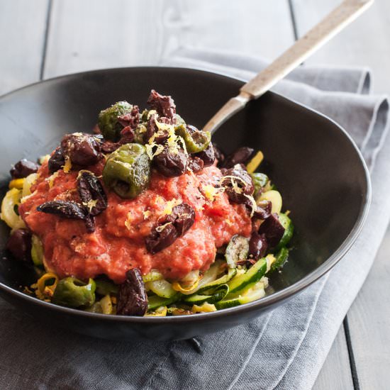 Zucchini Spaghetti & Olives