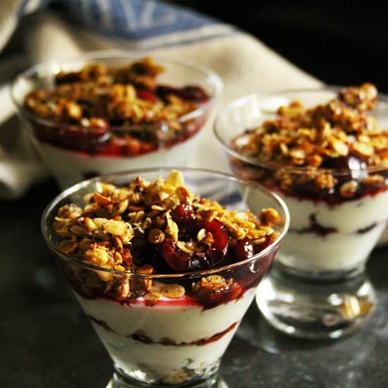 Homemade Granola Yogurt Parfait