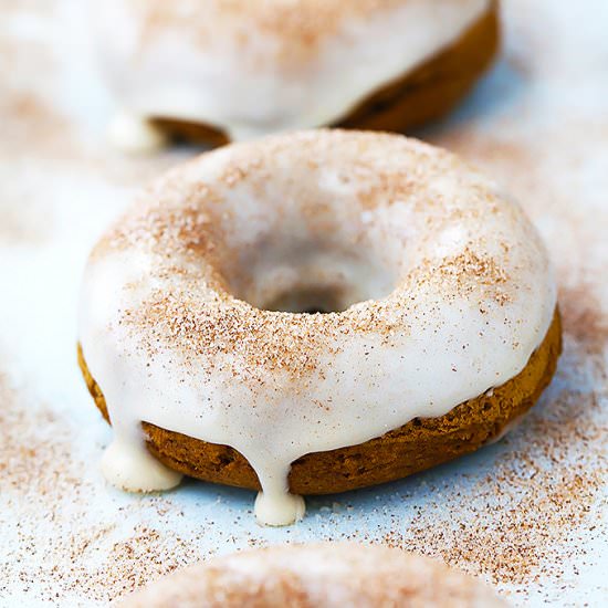 3 Ingredient Baked Pumpkin Donuts