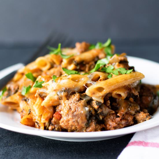 Cheesy Beef and Spinach Pasta Bake