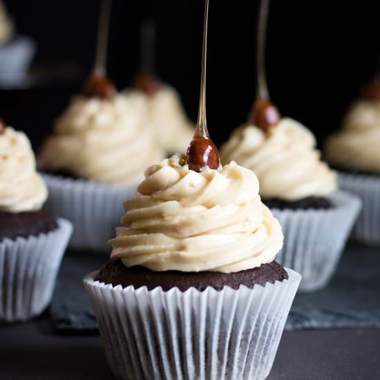 Peanut Butter Chocolate Cupcakes