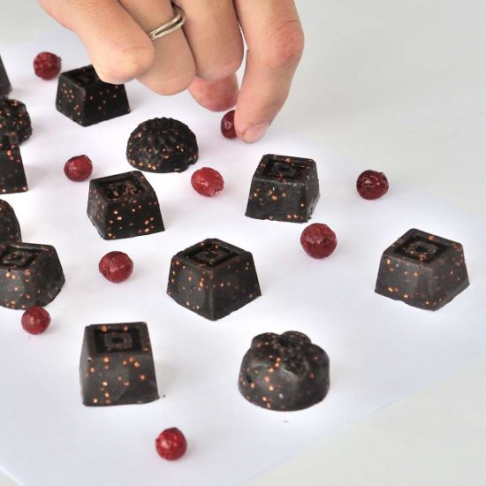 Chocolate Quinoa Crunch Truffles