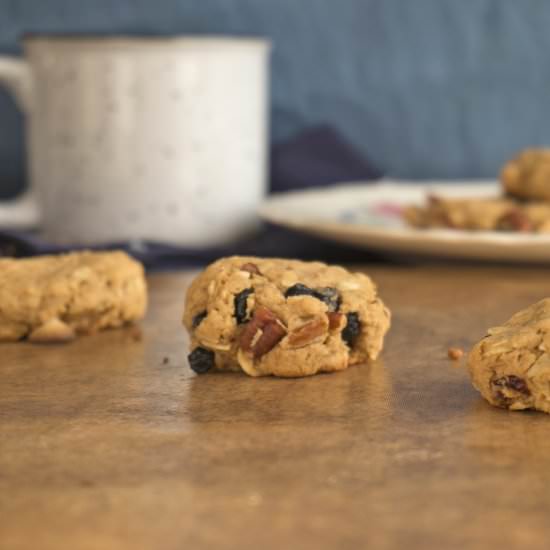 Coconut Cashew Oatmeal Cookies