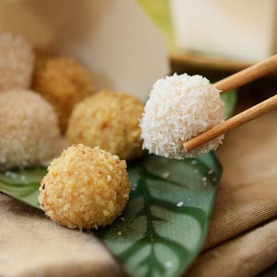Indonesian Onde Onde With Apple