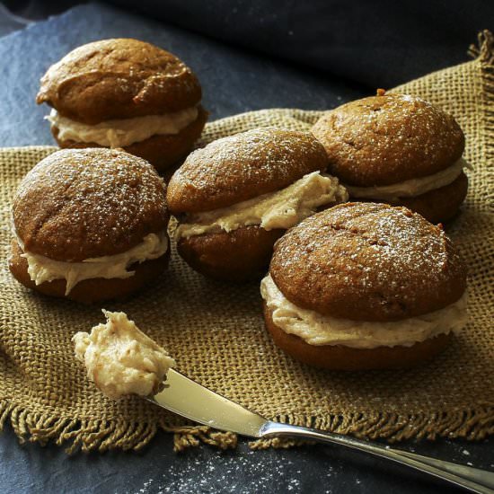 Spiced Pumpkin Whoopie Pies