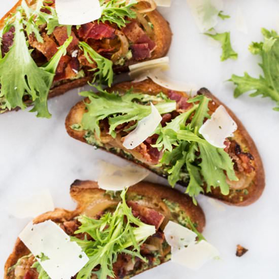 Caramelized Onion & Bacon Crostini