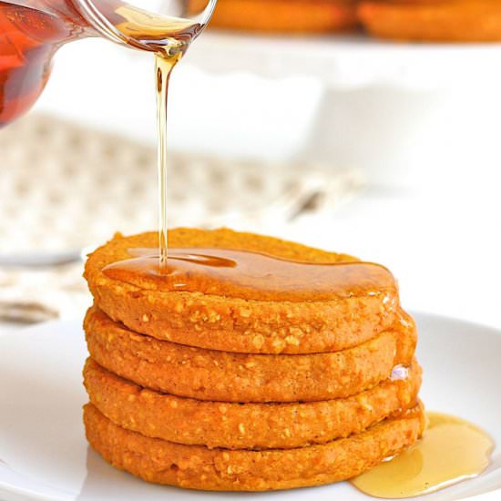 Pumpkin Oatmeal Blender Pancakes