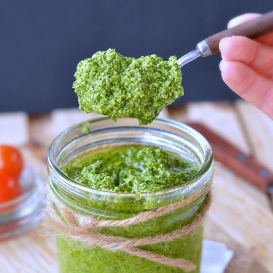 Kale Cashews Pesto