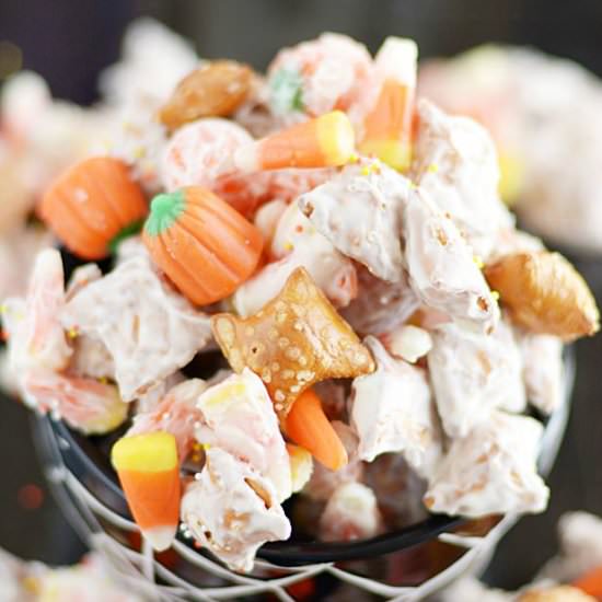 Candy Corn Peanut Butter Pretzel Munch