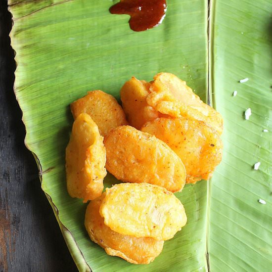 Cauliflower And Potato Pakodas