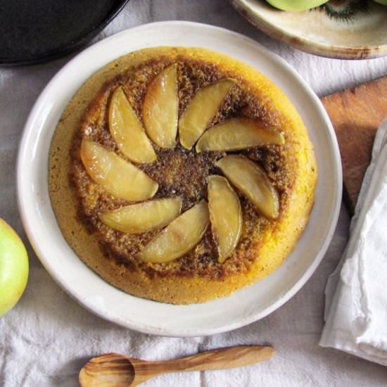 Salted Caramel Apple Upside Down Cake