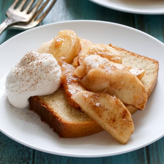 Cinnamon yogurt pound cake