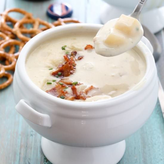 Cheesy beer and potato soup