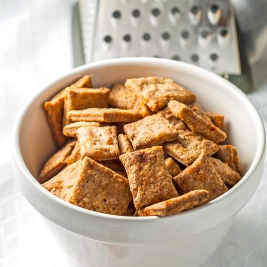 Homemade Healthy Cheez-Its