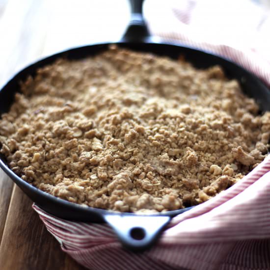 Toasted Walnut Apple Crisp