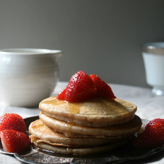 Greek Yogurt Spelt Pancakes